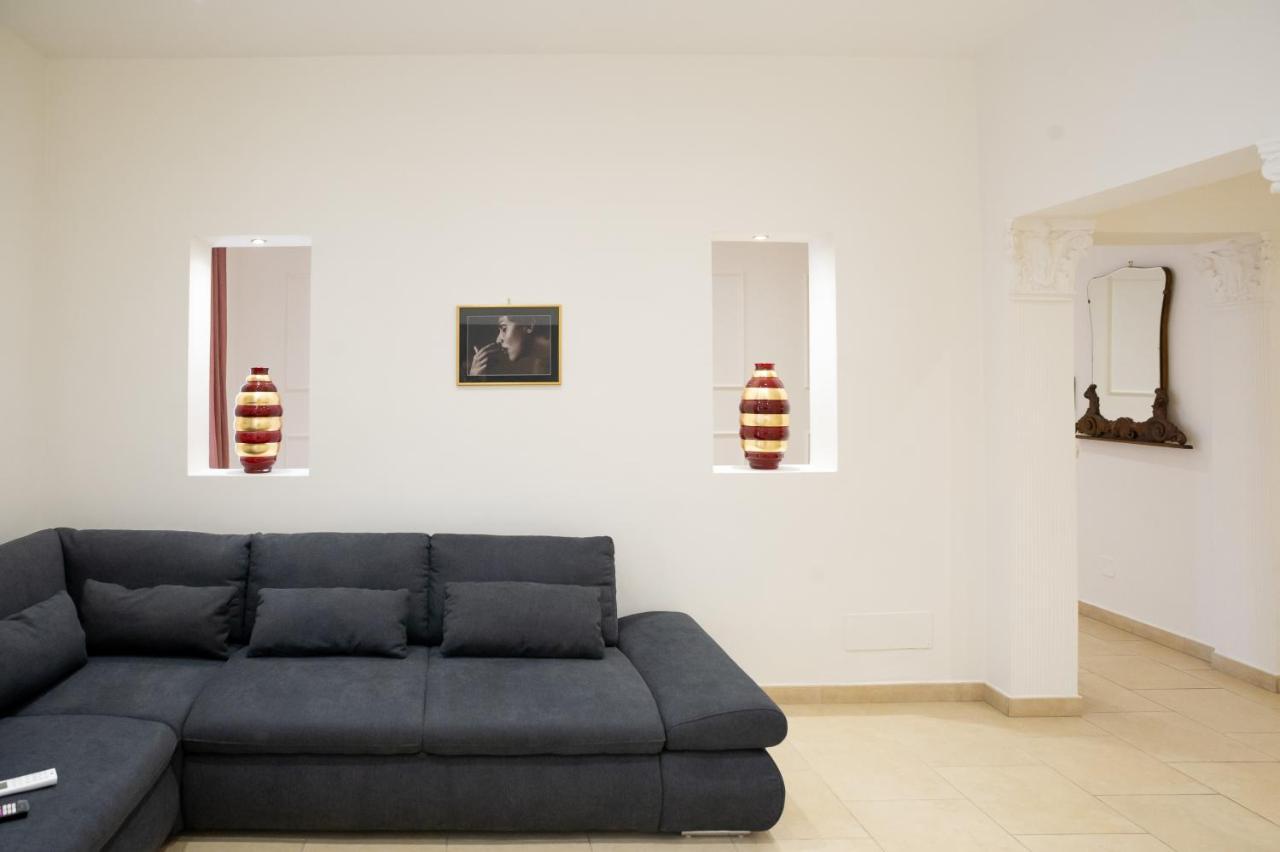 Internotre Luxury Apartment 바리 외부 사진